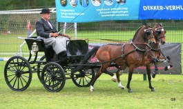 6 keer oranje in Doornspijk